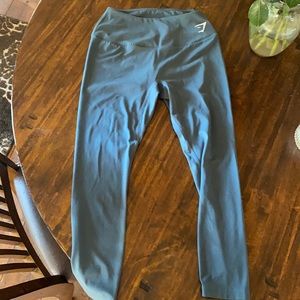 Gym shark leggings